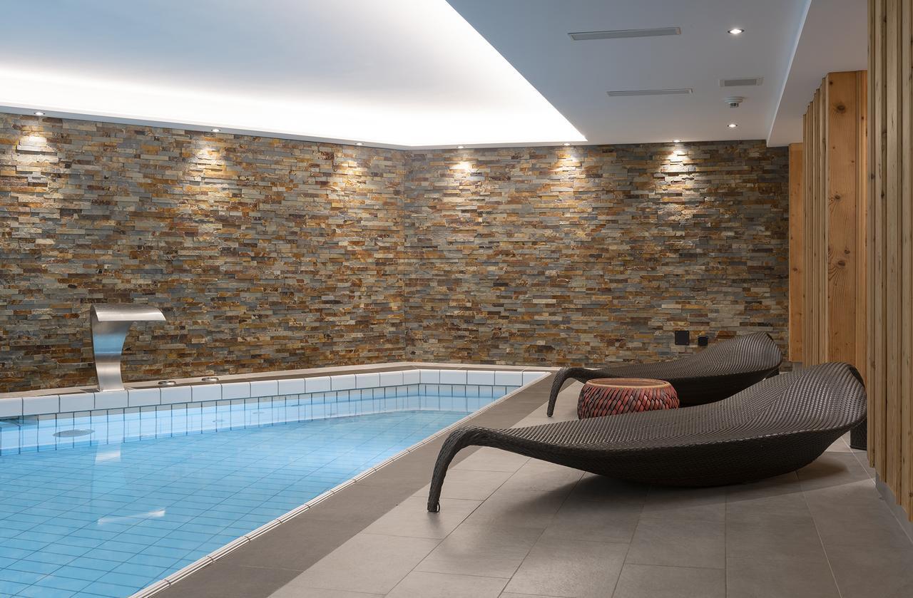 Hotel Alpina โคลสเตอร์ ภายนอก รูปภาพ