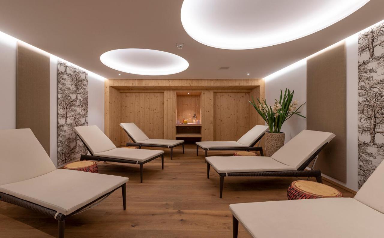 Hotel Alpina โคลสเตอร์ ภายนอก รูปภาพ