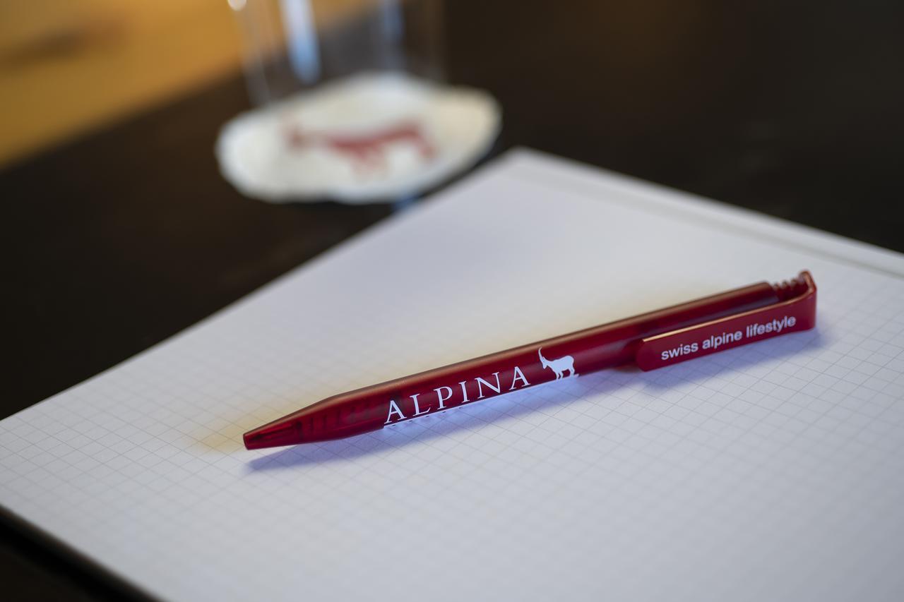 Hotel Alpina โคลสเตอร์ ภายนอก รูปภาพ